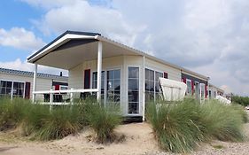 Pier98 25